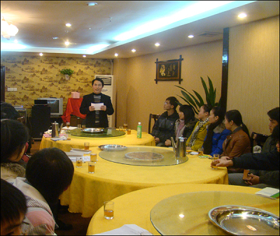 湯經(jīng)理發(fā)表講話(huà)