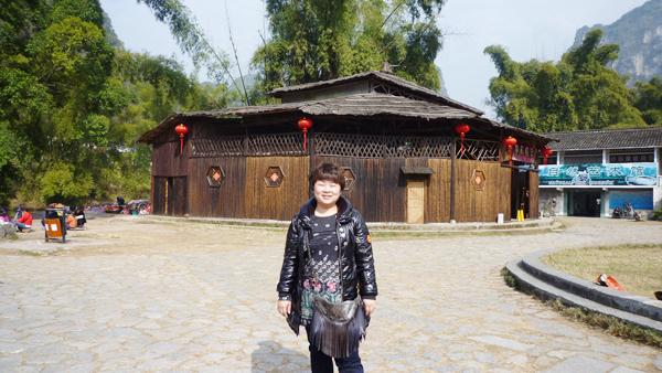 鄧基霞(市場部濟南地區(qū)經(jīng)理)